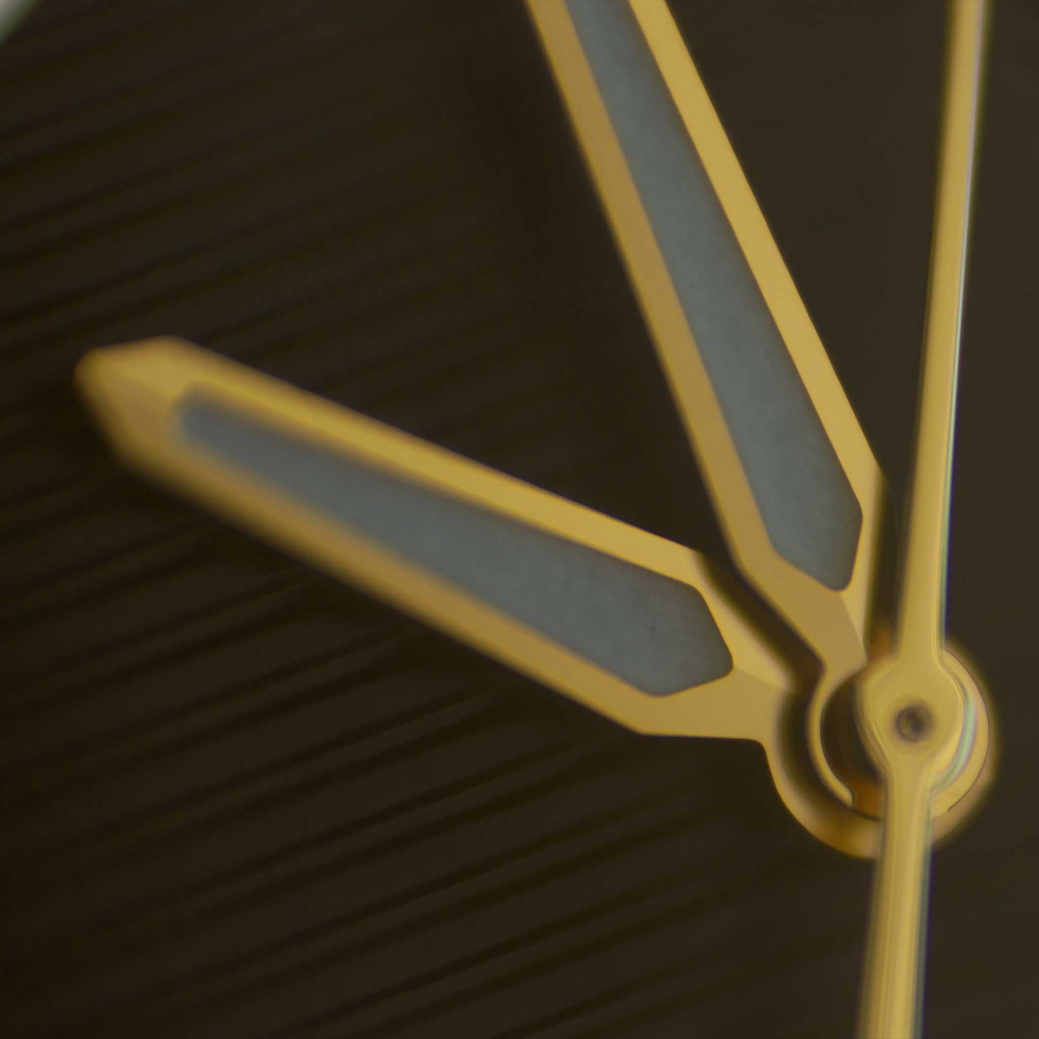 GXB 012 TYPE Y- GOLD \ BLACK