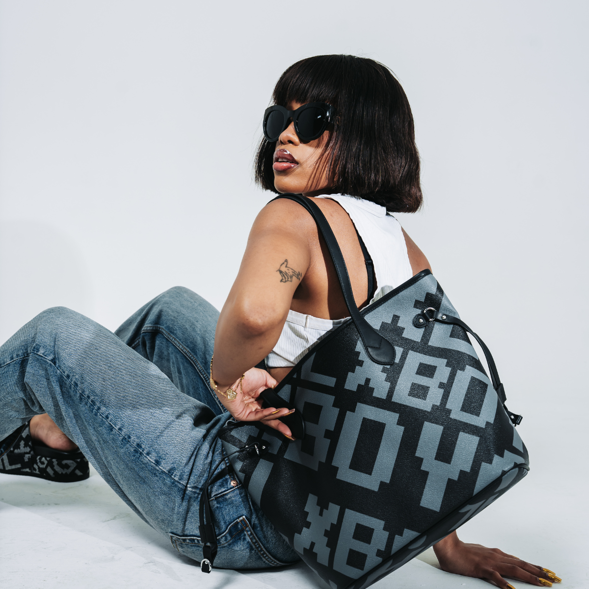 The Perfect Tote Bag Outfit: How to Style Yours for SA Street Fashion