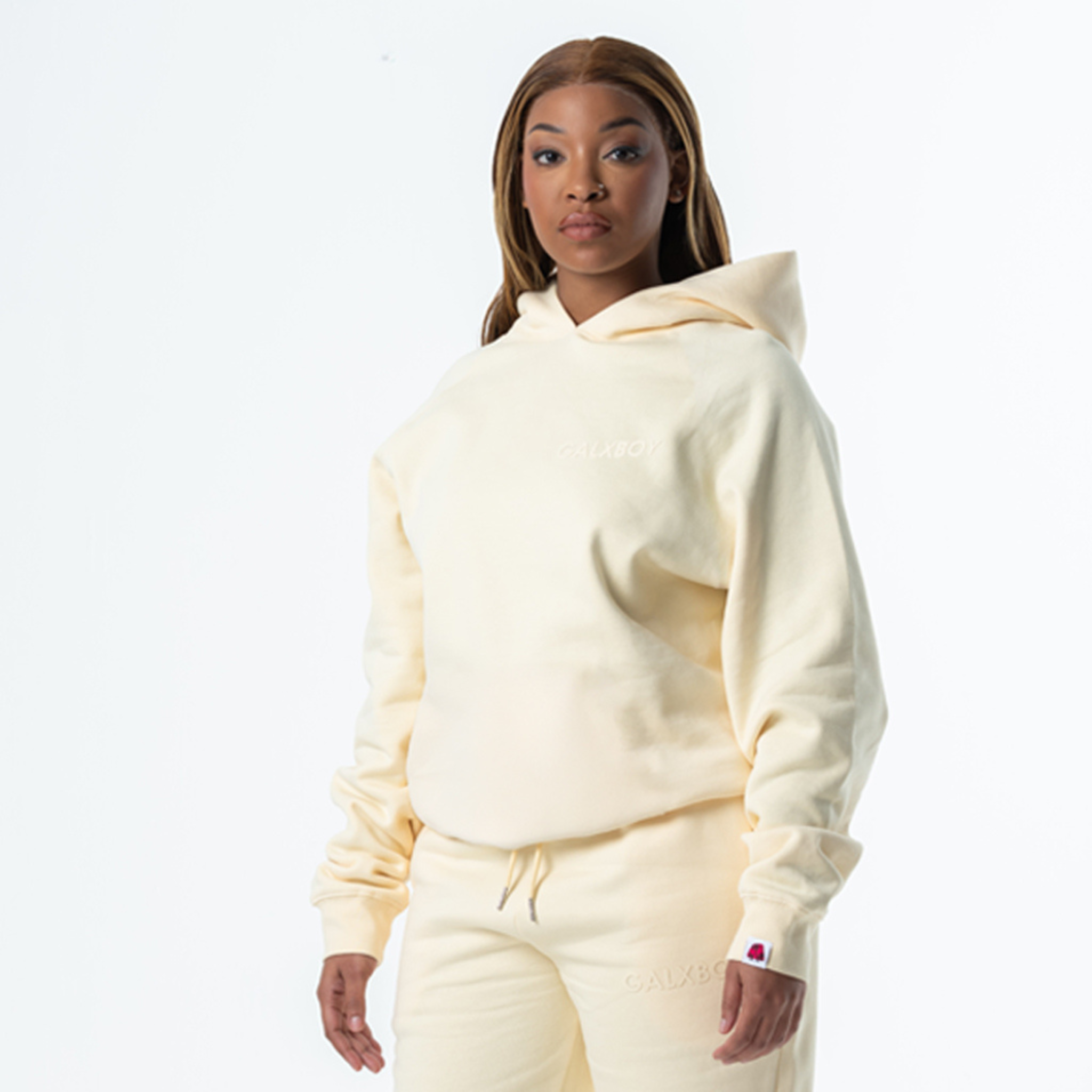 ESSENTIAL HOODIE