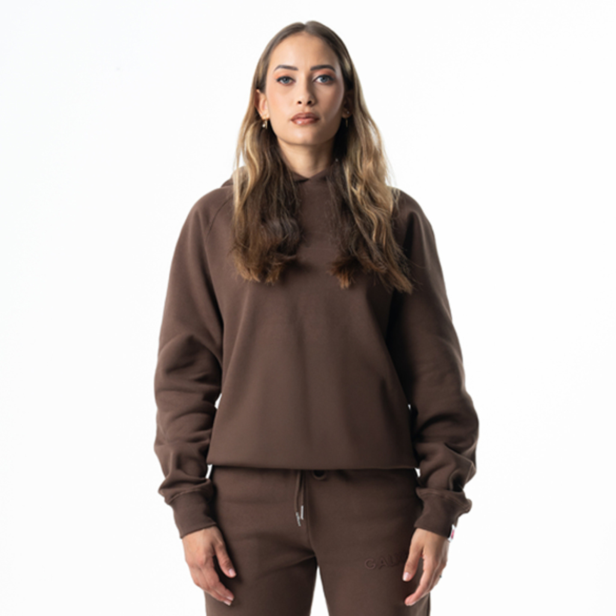 ESSENTIAL HOODIE